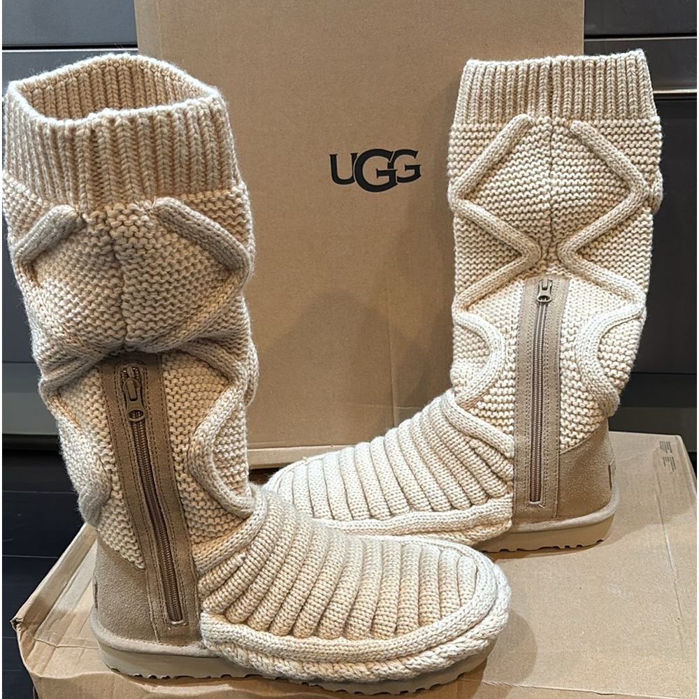 UGG CLASSIC TALL CHUNKY KNIT BOOTS IN *NATURAL* SZ 11 NEW IN BOX!